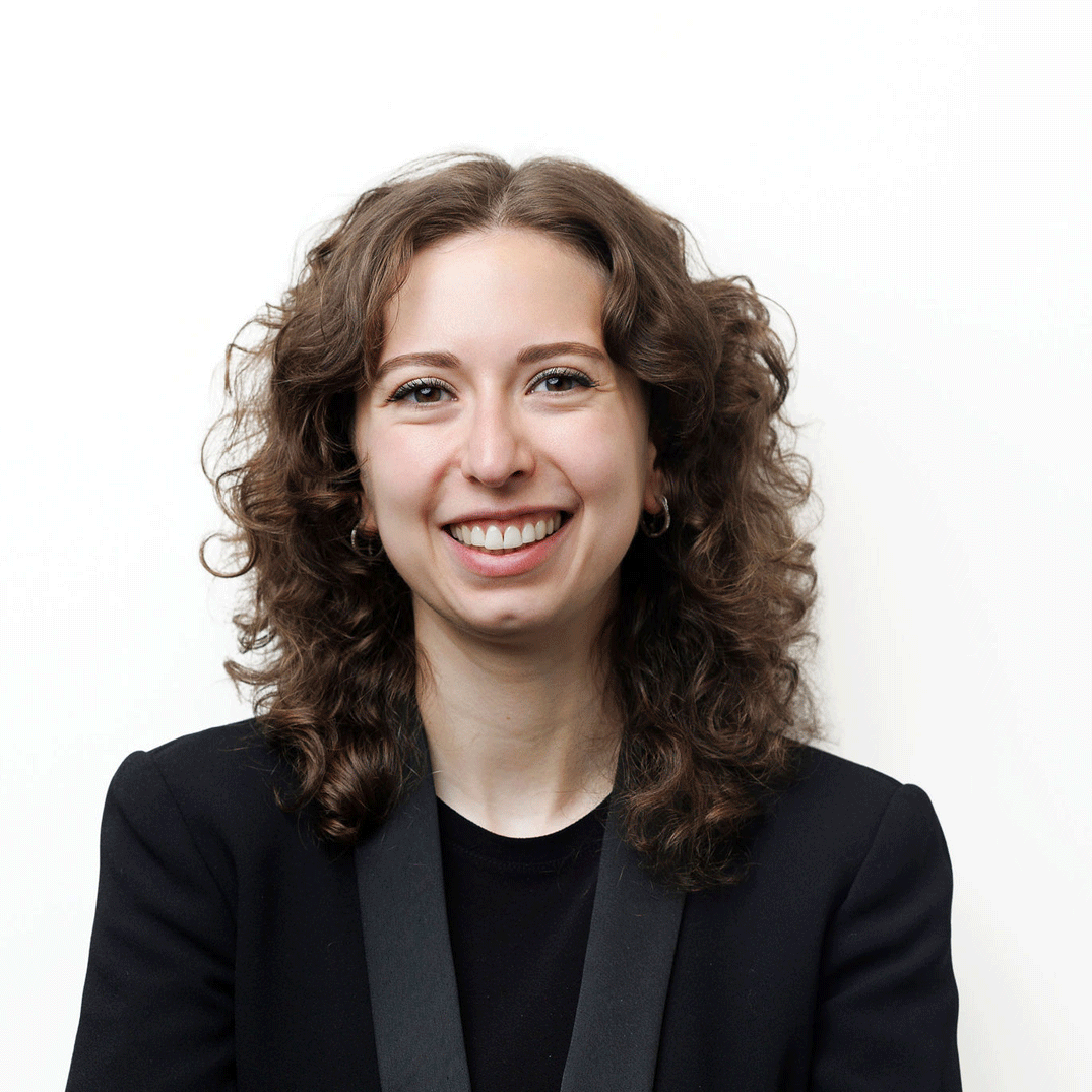 Zoe Dawson Headshot