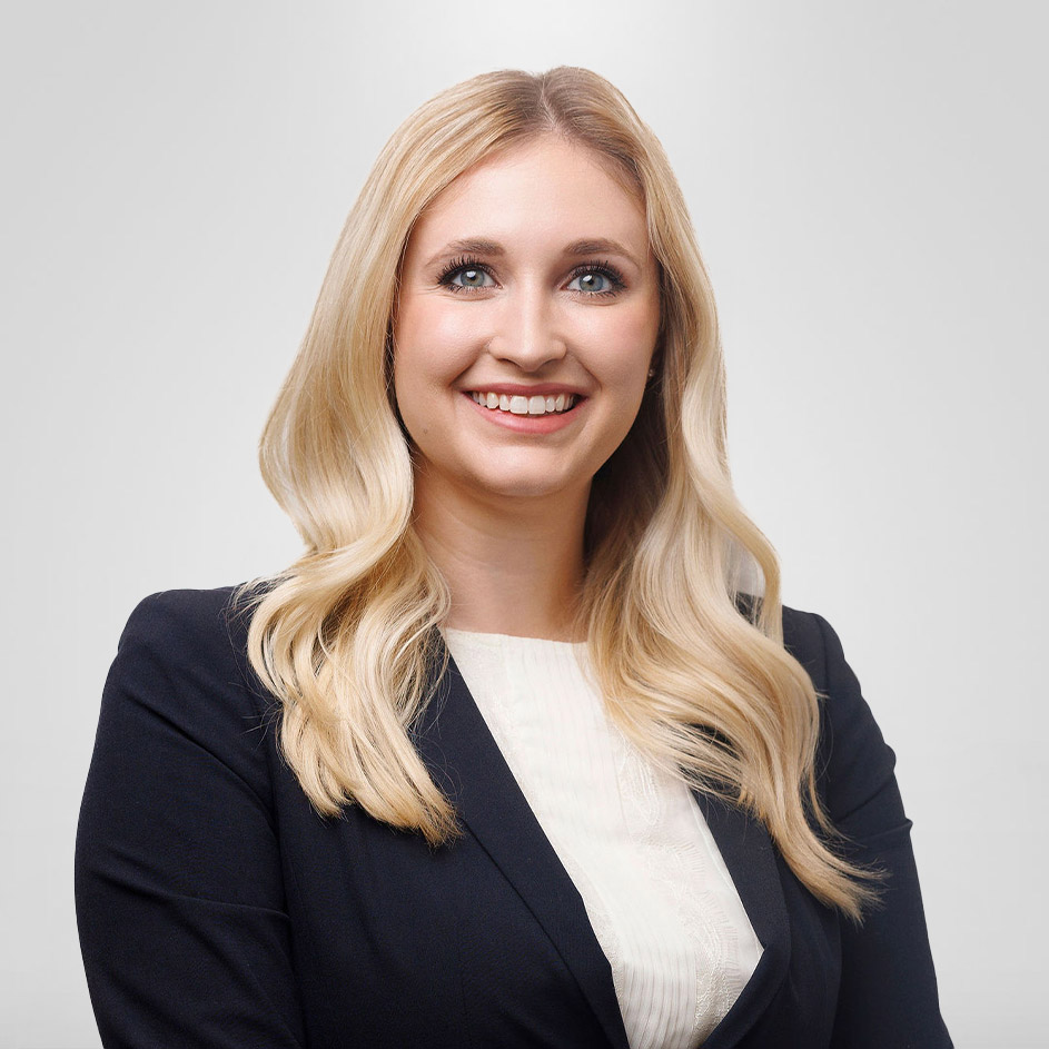 Madison Troyer Headshot